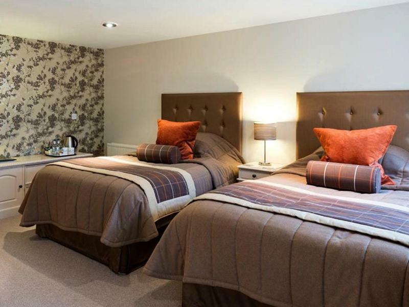 Craigatin House & Courtyard Guest House Pitlochry Bagian luar foto